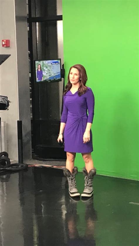 Fox25 Boston Shiri Spear Boots Sum Up The Forecast Rnewsbabes