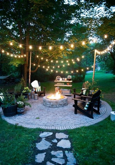 Gardening doesn't need to be a huge investment. 1001 + ideas encantadores de diseño de patios decorados ...