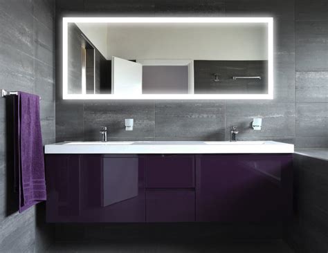 Um uns beim rasieren nicht zu schneiden und die wimpern ordentlich zu tuschen, ist spezifischeres licht gefragt: badezimmer spiegel modern | Bathroom mirror, New homes, Home