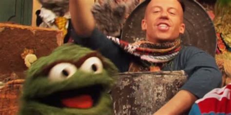 macklemore and oscar the grouch perform thrift shop parody on sesame street huffpost