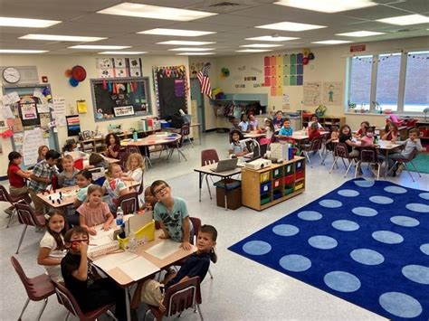 Mariposa Kindergarten First And Second Grade Students Visited Their