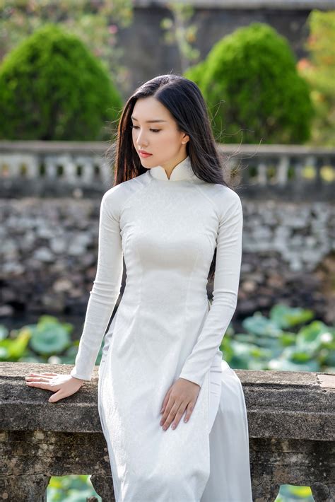 Hoa Hậu Việt Nam 2016 Lại Ngất Ngây Với Người đẹp Huế Ngọc Trân