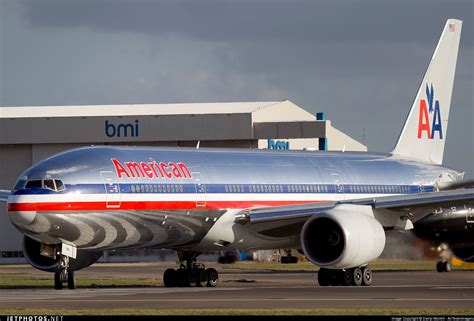American Airlines Boeing 777 200 On The Piano At Heathrow I Want To