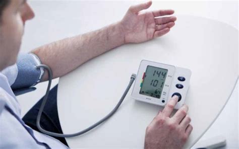 Guide To Taking Accurate Blood Pressure Rate At Home Ray