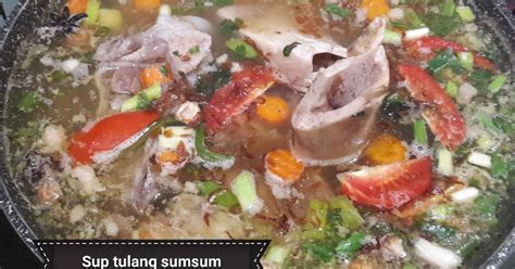 Sumsum tulang sapi biasanya direbus untuk membuat kaldu atau disajikan dalam sup hangat. 66 resep sup sumsum tulang enak dan sederhana - Cookpad