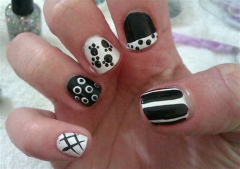 25 Simple Nail Art Designs For Beginners Lifestylica