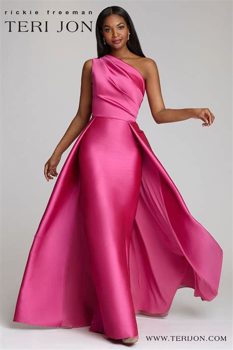 Pink Evening Gowns Beautiful Evening Gowns Pink Gowns Pink Dress Elegant Dresses Pretty