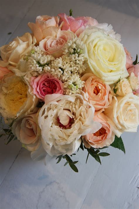 Including big, fluffy, hydrangea bouquets, hanging jars of 'freshly picked' arrangements suspended above the reception tables, pure white roses threaded through a side swept. The Flower Magician: Wedding Bouquet of English Garden ...