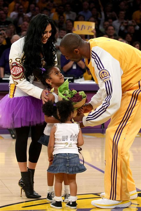 Wnba Honors Kobe Bryants Daughter Gianna Teens Killed In Helicopter Crash With Honorary Draft