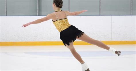 Figure Skating Is An Artistic Sport That Utilizes A Number Of Muscle