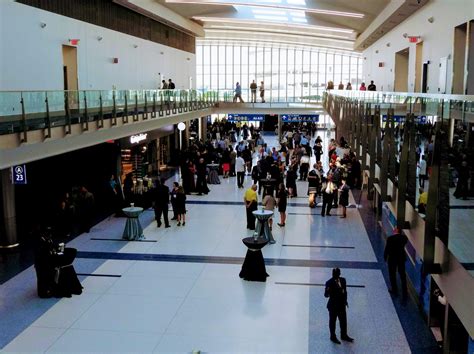 Clt Airports Expanded Concourse A To Open July 18 Wfae
