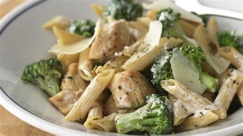 To ensure a crispy crust on both sides of the chicken, place the baking dish in the oven when preheating. Skinny Chicken and Broccoli-Parmesan Pasta recipe from ...