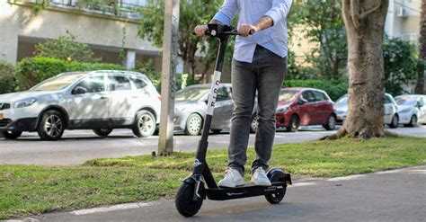 Scooter Riders Arent Just Making A Comeback Theyre Riding Longer