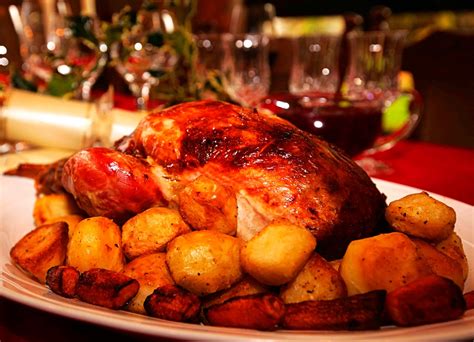 Choose from fabulous turkey, stunning hams, and veggie centrepieces to make the perfect christmas feast. 21 Best Seafood Christmas Dinner - Best Diet and Healthy ...