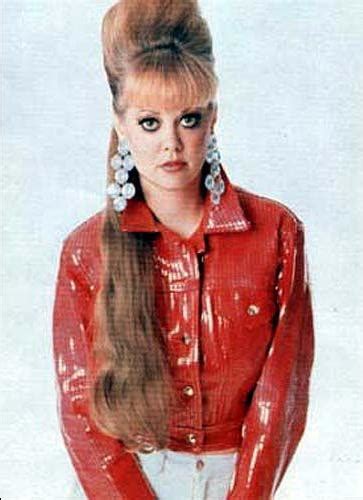 Cindy Wilson Death Fact Check Birthday And Age Dead Or Kicking