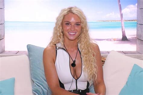 Love Island 2019 Contestant Lucie Donlan Swears By This Hair Product