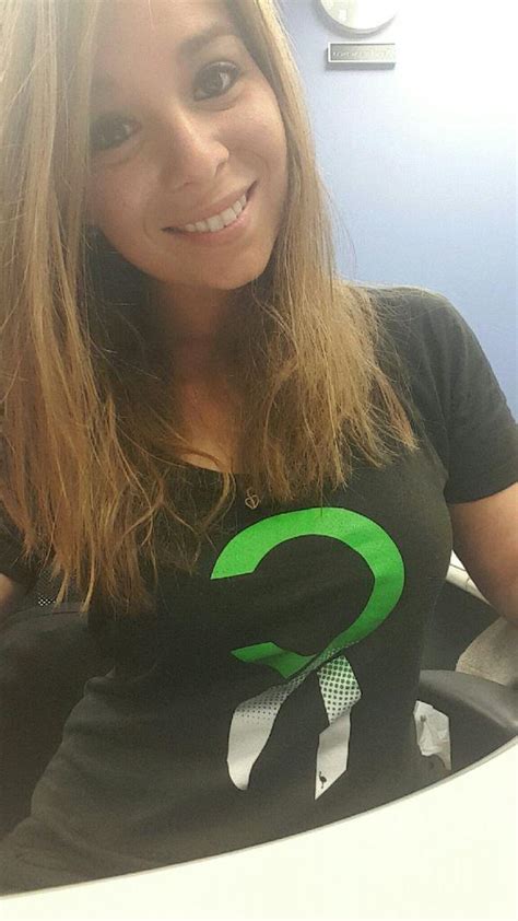 Chivettes Bored At Work 40 Photos
