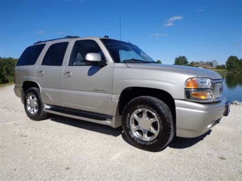 Sell Used 2005 Gmc Yukon Denali 4x4 3rd Row Loaded Suv Leather Chevy