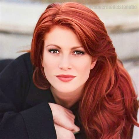 Pin By Guillermo Pina On Angie Everhart Angie Everhart Redhead Angie