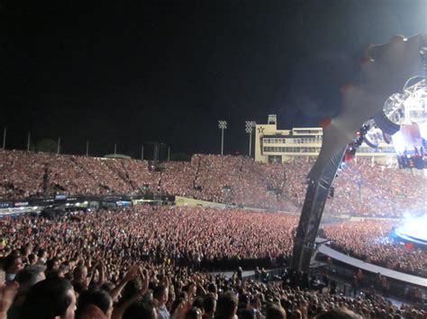 365vu 184 Shot Of The Amazing Crowd At U2 Concert Van Flickr