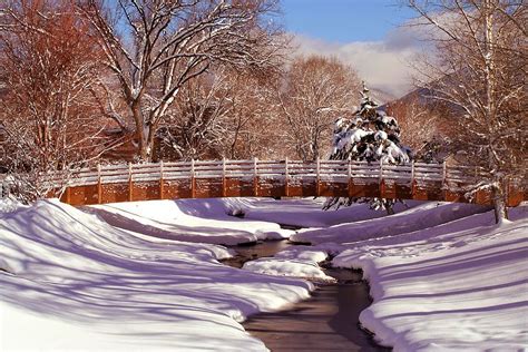 43 Winter Covered Bridge Wallpaper Wallpapersafari