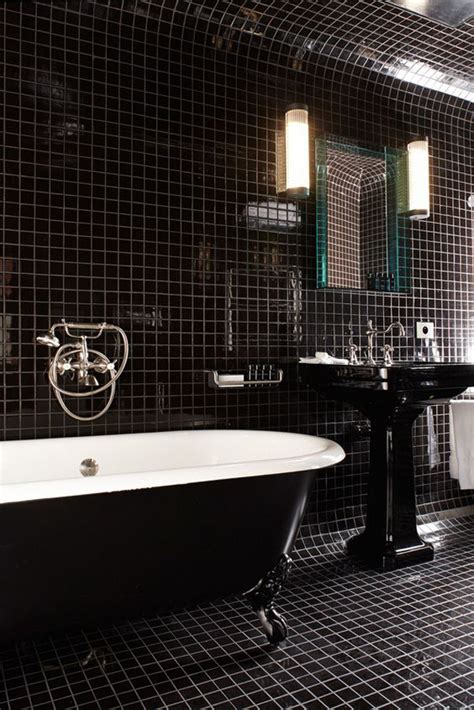 20 Cool Black Bathtub With Gothic Influence Homemydesign