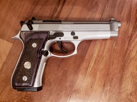 Beretta 92fs Inox 9mm Rguns