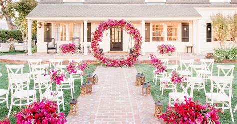 E não de pode deixar de lado a. Arco de flores no casamento| Inspirações, dicas e cuidados