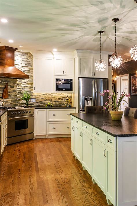 If you are seeking to upgrade your kitchen, you should try apart from creative new design ideas, we see subtle twists on vintage kitchen designs in the market. 55+ Elegance Remodeling Kitchen Ideas in 2021 in 2021 ...