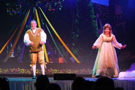 Frozen Summer Fun Event Debuts At Walt Disney World As Anna Elsa
