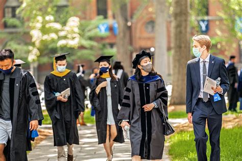 Scenes From Commencement 2021 Day 3 Graduate School Of Arts And