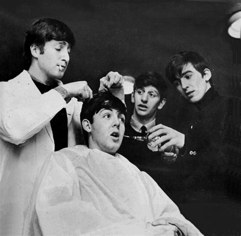 The Beatles At The Barber Shop The Beatles Beatles Photos Beatles Love