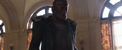 What's going on, is this part of an ad? Vor seiner Rolle als Robotman in Doom Patrol: Brendan ...