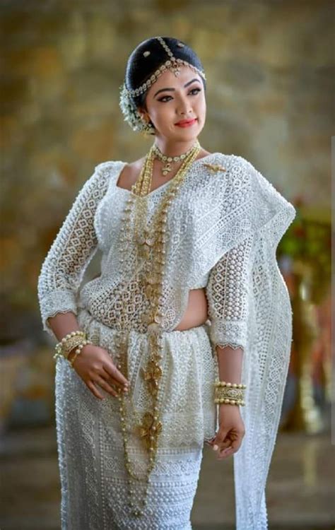 sri lankan bridal dress design
