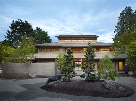 Two Story Lakefront Property In Seattle Engawa House Villa Design