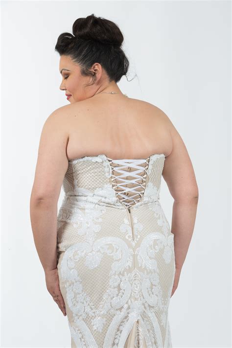 Plus Size Strapless Dress Wedding Dress Full Figured Wedding Gown