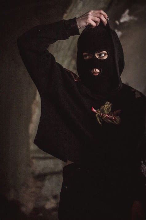 Rob later shared a screen grab of ski mask with his pants down after getting beat up outside the venue on instagram. Пин от пользователя TheLightUpMask на доске Ski Mask Photos - TheLightUpMask.com | Фотографии ...