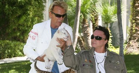 siegfried fischbacher of magic duo siegfried and roy dies at 81 entertainment
