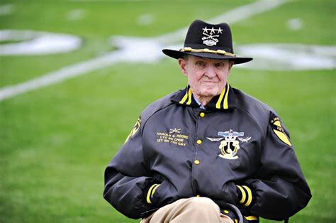 Retired Army Lt Genharold Hal Moore Jr Attends The