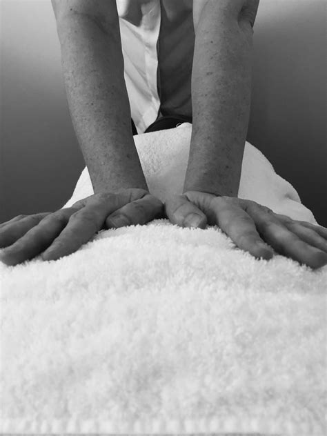 How To Give A Blissful Relaxation Massage Course