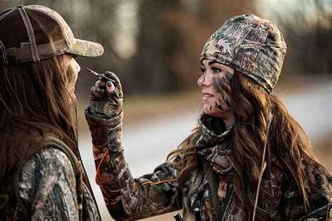 21 Influential Female Hunters To Follow On Instagram