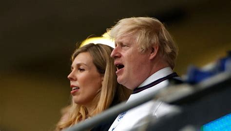 Boris Johnson Condanna Insulti Razzisti Ai Giocatori Inglesi Calcio