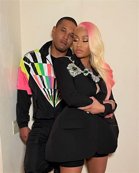 When did nicki minaj and kenneth petty get married? Nicki Minaj Reveals Post Pregnancy Body With Husband ...