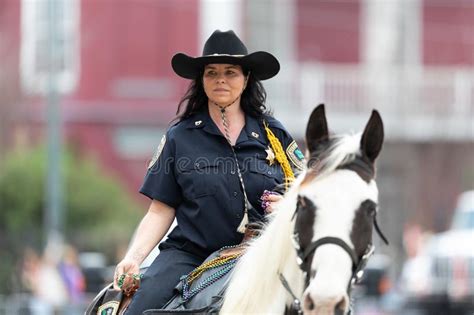 410 Female Sheriff Stock Photos Free And Royalty Free Stock Photos From