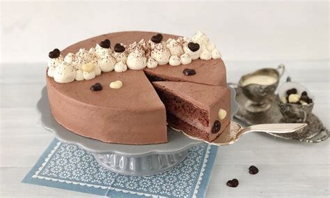 Weitere ideen zu kuchen, schokoladen kuchen, schokoladenkuchen. Schokoladencreme-Torte | Rezept in 2020 | Schokoladencreme ...