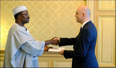 Coopération Suisse Burkina Lambassadeur Sougouri A Remis Ses Lettres