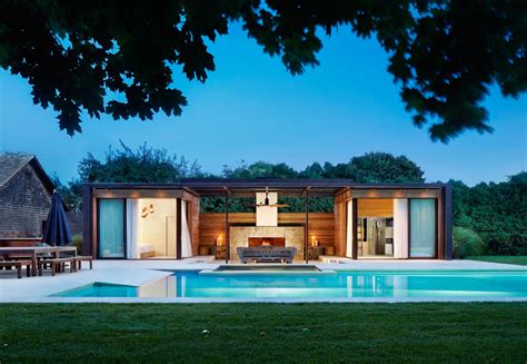This pool house in rio de janeiro has an industrial design to it. A Contemporary Pool House In The Hamptons | CONTEMPORIST