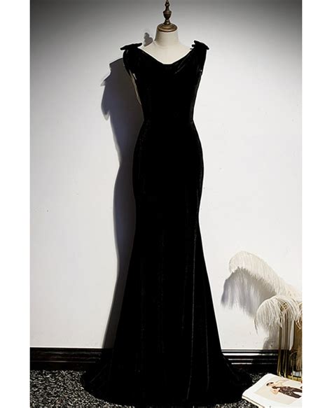 Formal Long Black Velvet Evening Dress With Jewelry Deco L78227