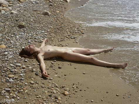 Cindy In Public Nude Beach By Hegre Art 12 Photos