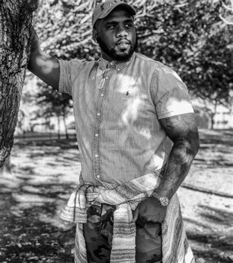 Xls Featured Tribesmen Of The Week Tavares Teel Xl Tribe Tribesman Big And Tall Style Big